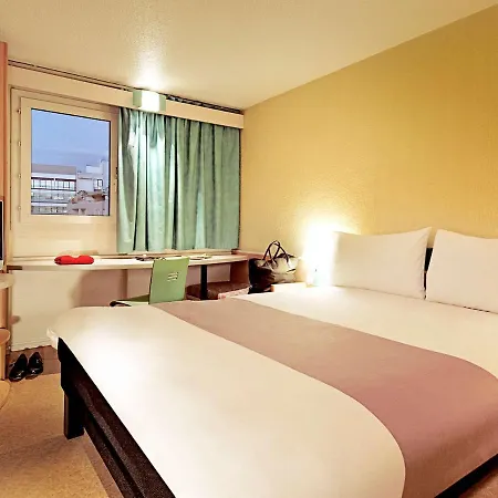 Ξενοδοχείο Ibis 3*